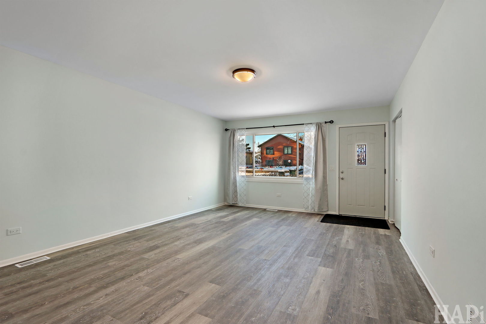 197 Maplewood Drive, Antioch, IL 60002