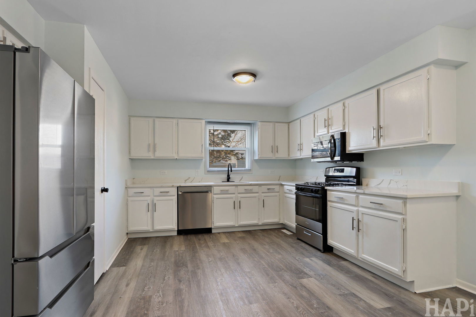 197 Maplewood Drive, Antioch, IL 60002