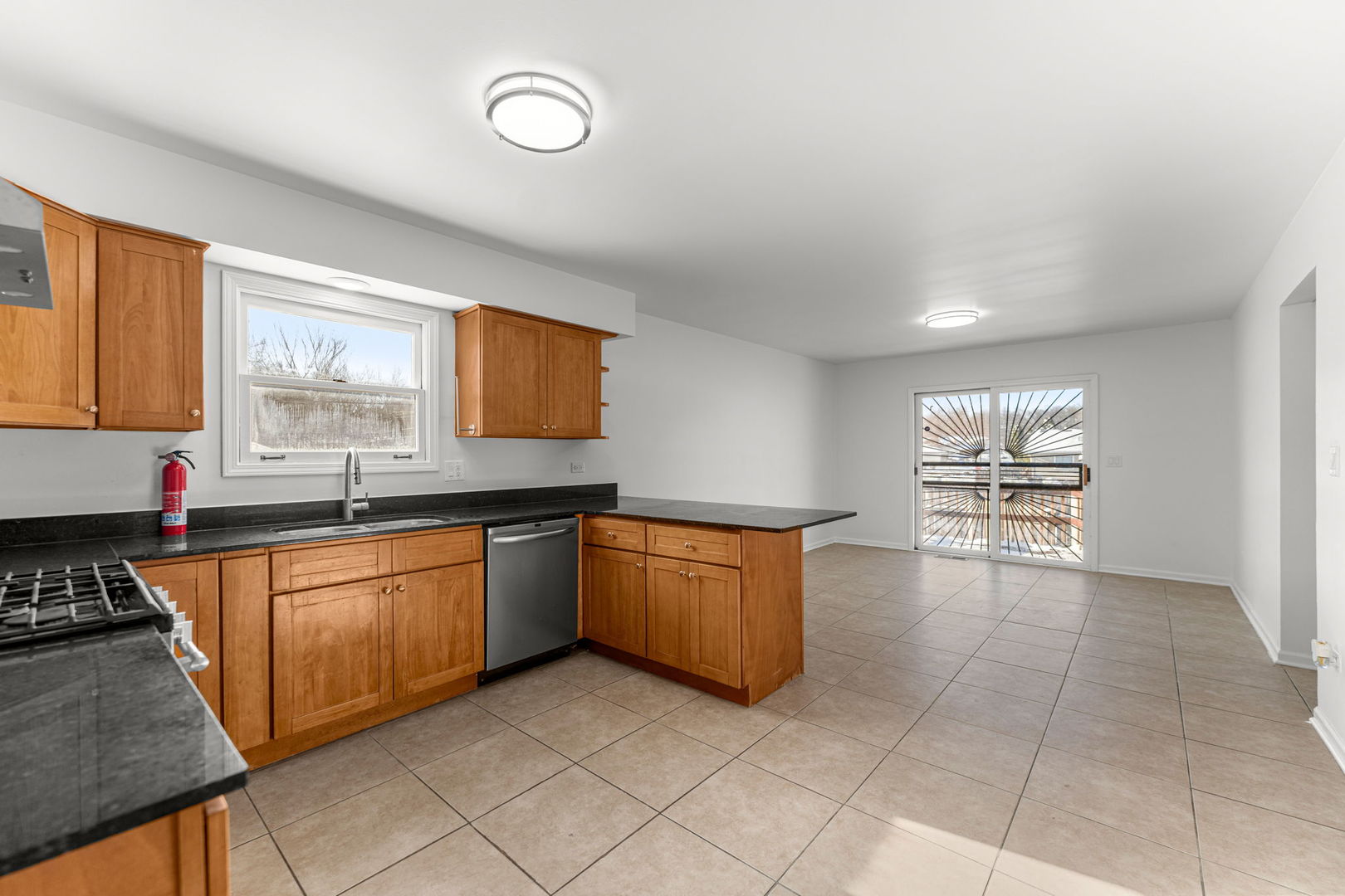 16446 Spaulding Avenue, Markham, IL 60428