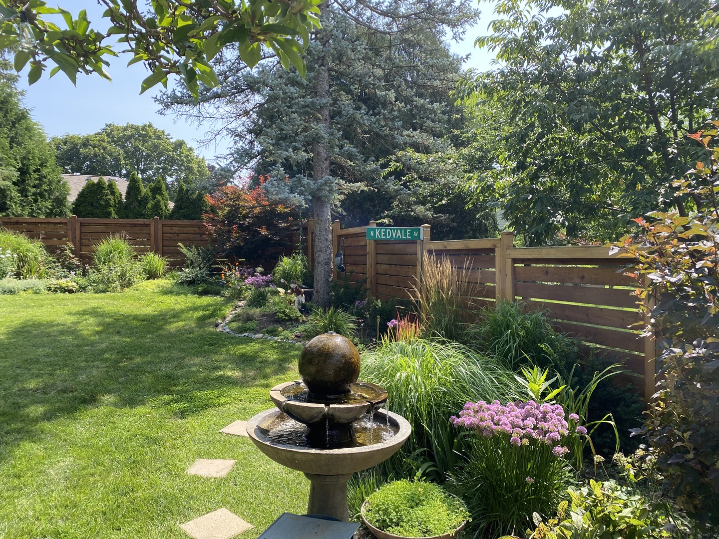 419 S Royal Court, Palatine, IL 60067