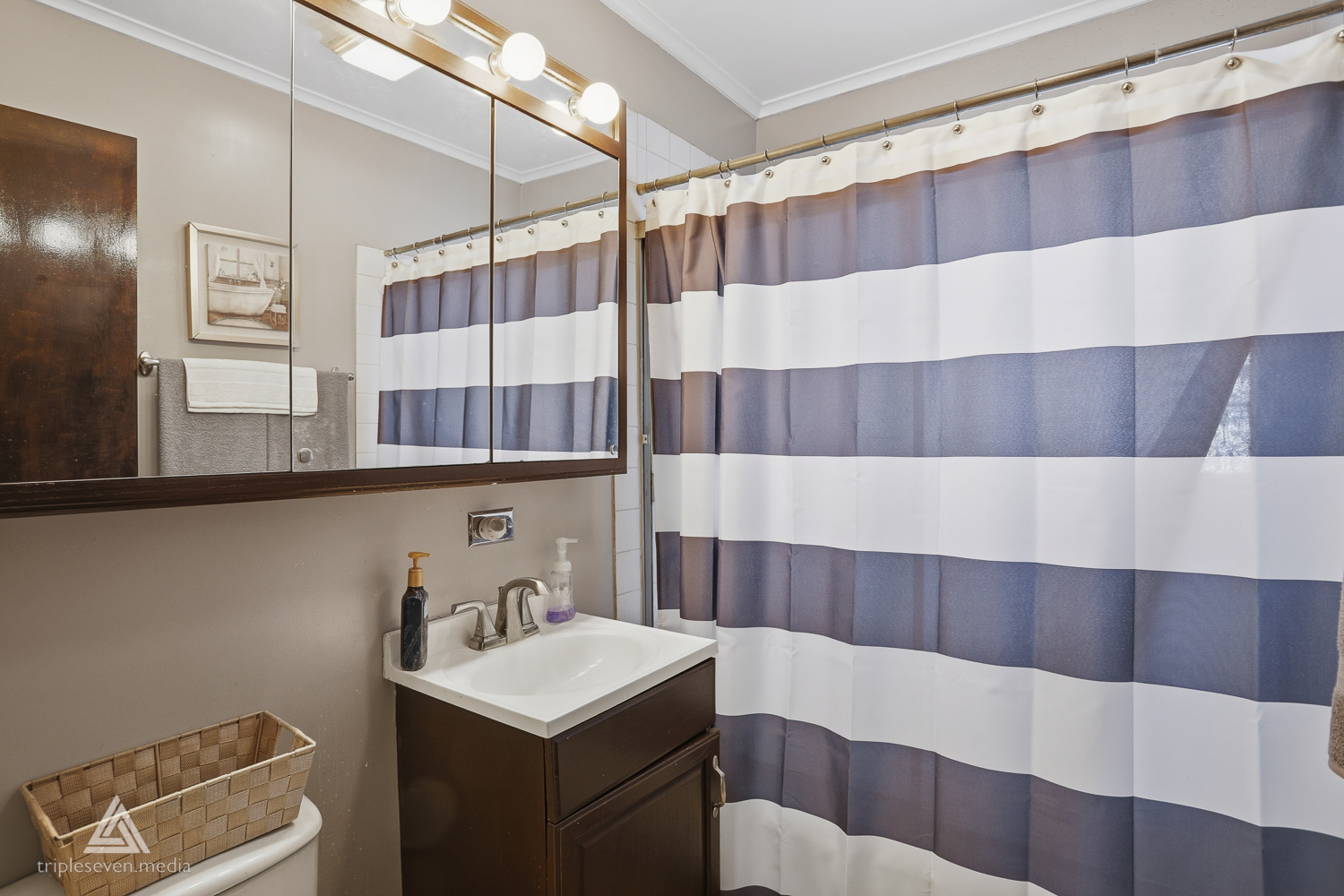 10816 Princess Avenue, Chicago Ridge, IL 60415