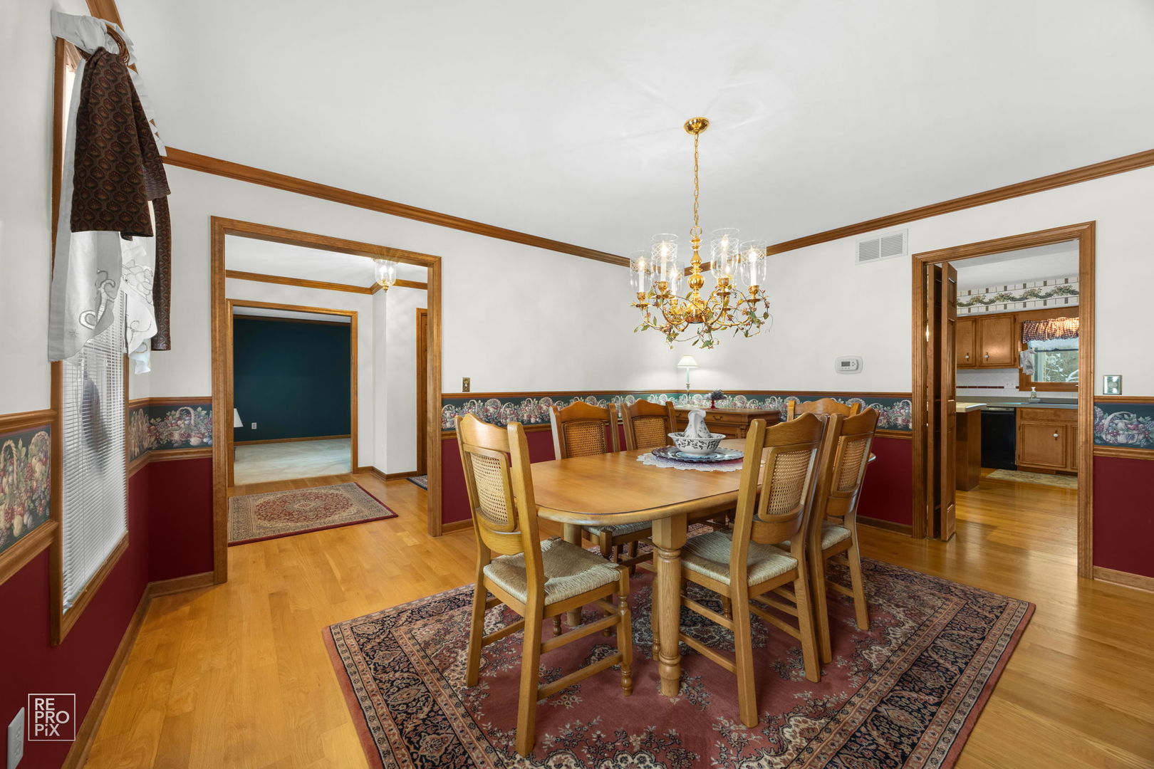 1160 Millview Drive, Batavia, IL 60510