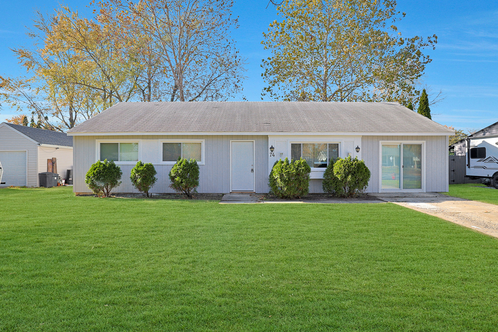 74 Paddock Street, Montgomery, IL 60538