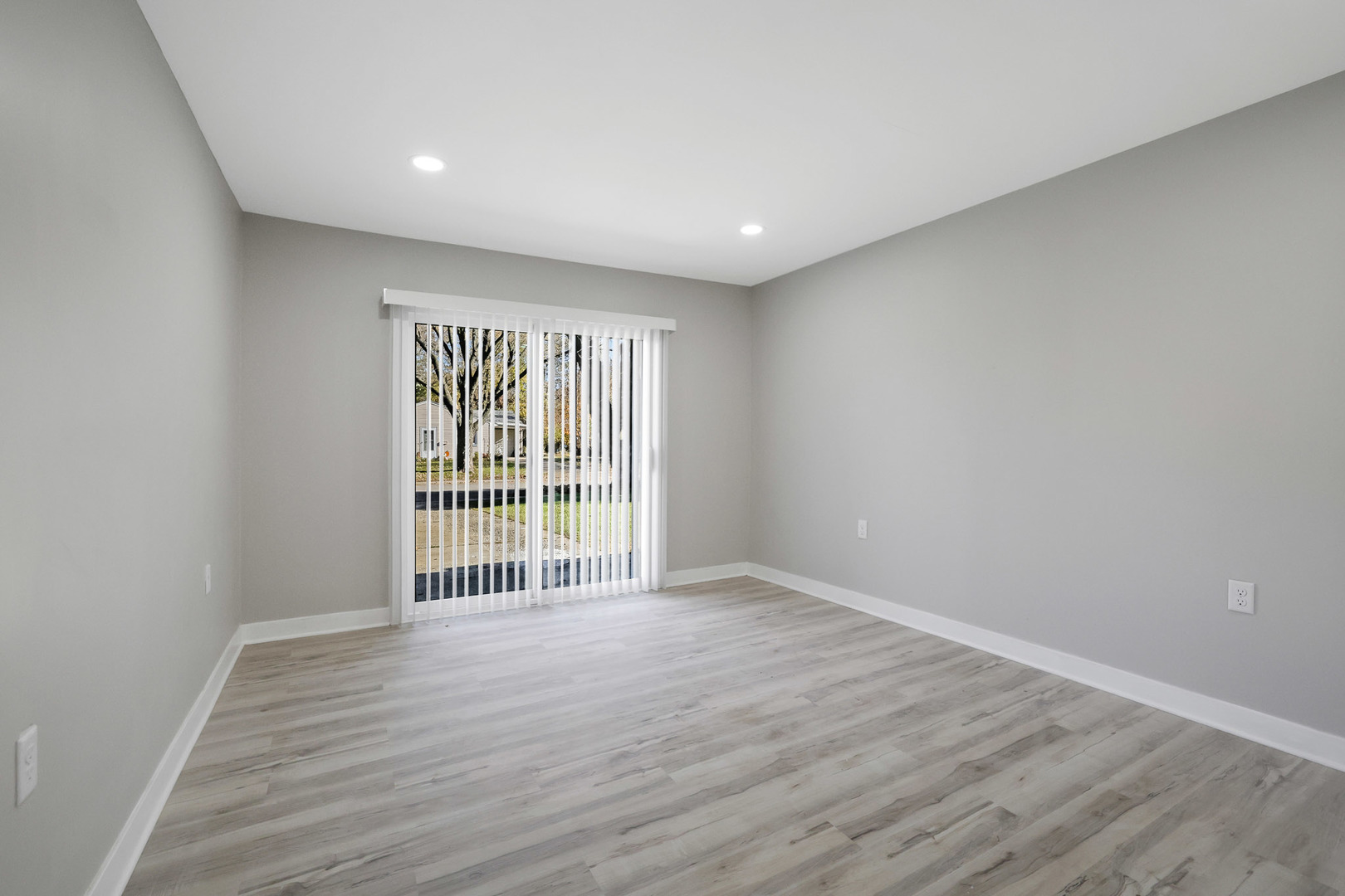 74 Paddock Street, Montgomery, IL 60538