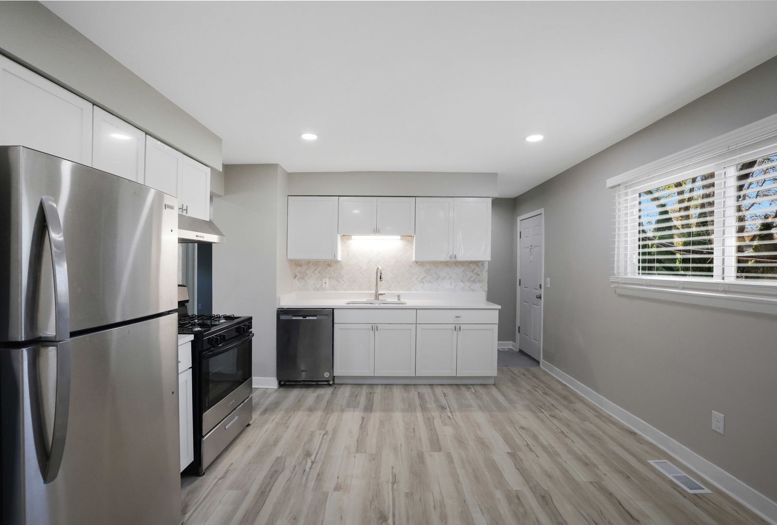 74 Paddock Street, Montgomery, IL 60538