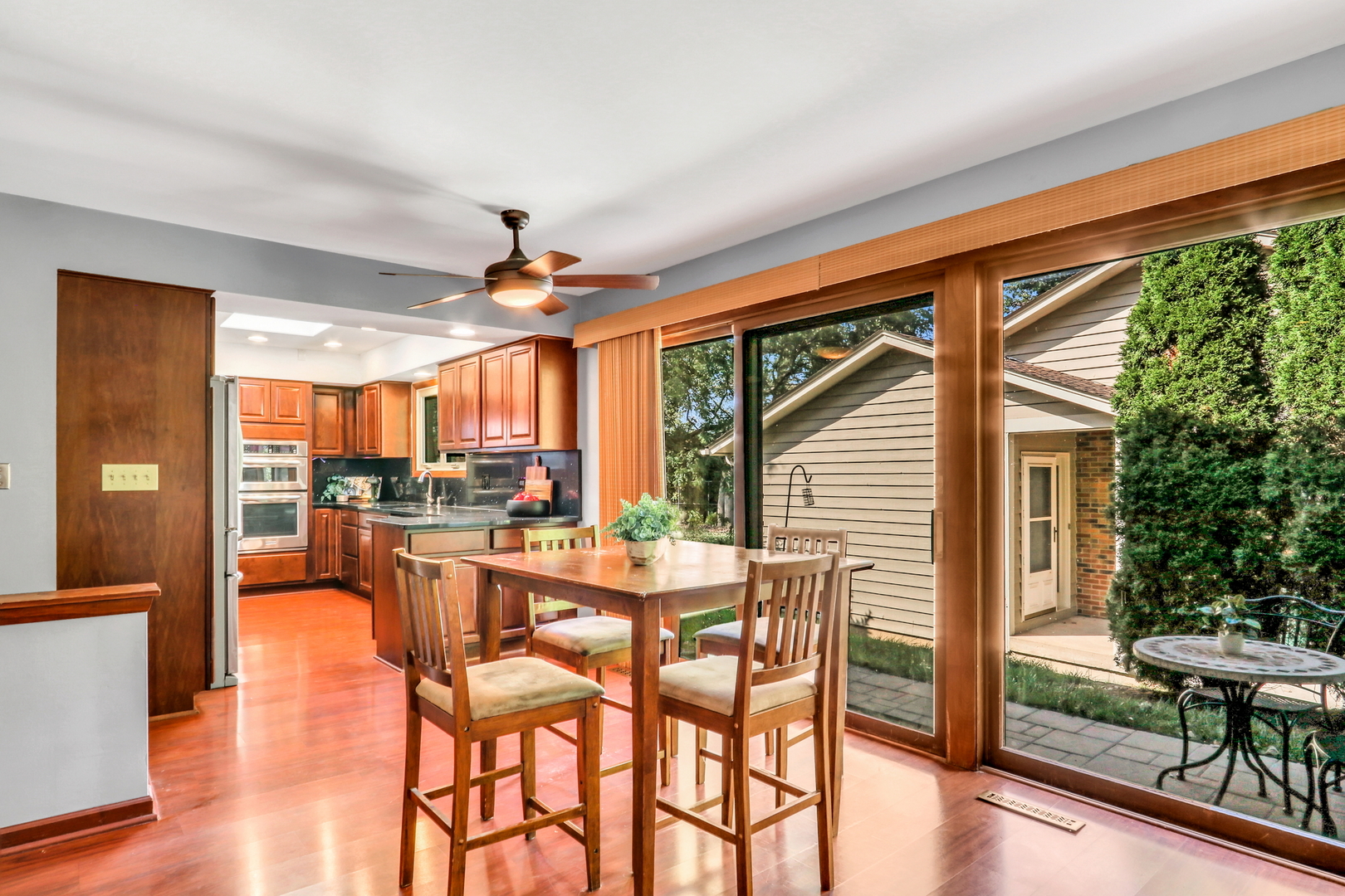 230 N Alleghany Road, Grayslake, IL 60030