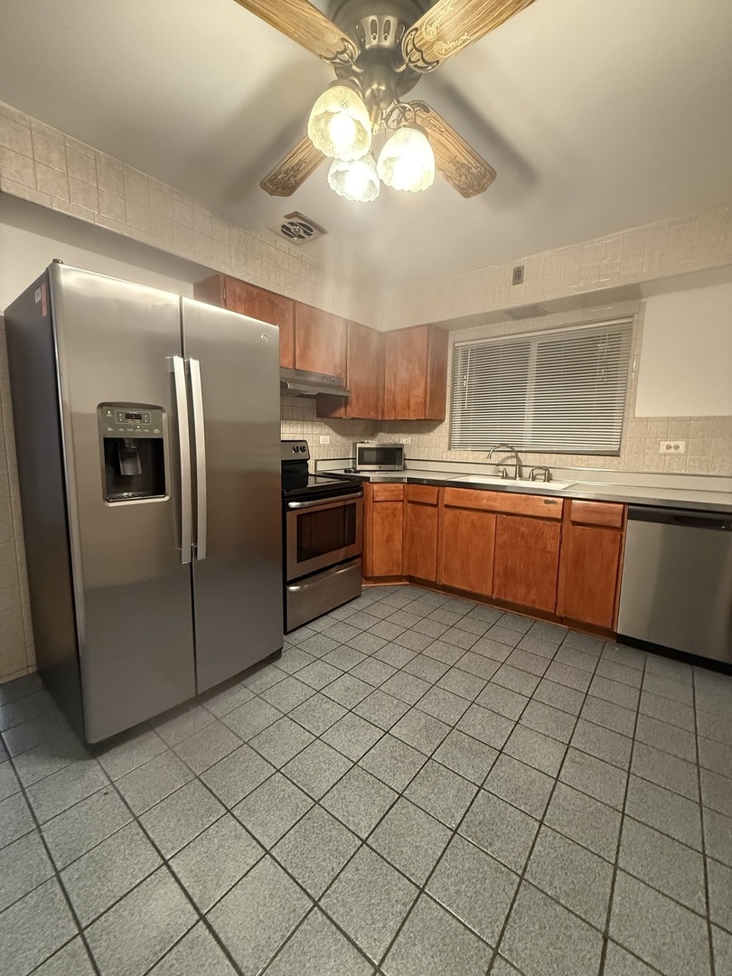 7741 W Argyle Street, Norridge, IL 60706