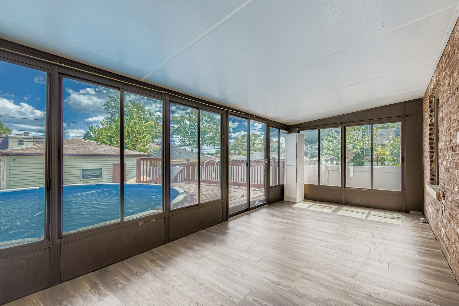 8841 S Utica Street, Evergreen Park, IL 60805