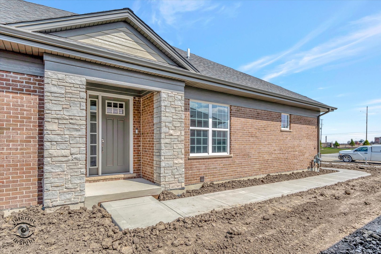 8026 Bradley Drive, Tinley Park, IL 60487