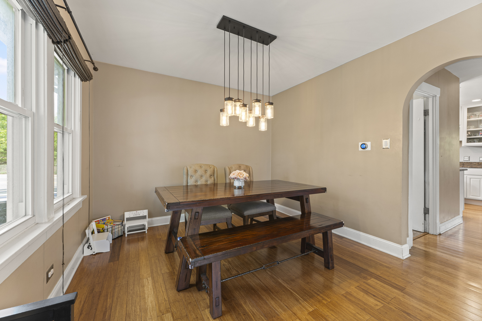 107 S Burton Place, Arlington Heights, IL 60005