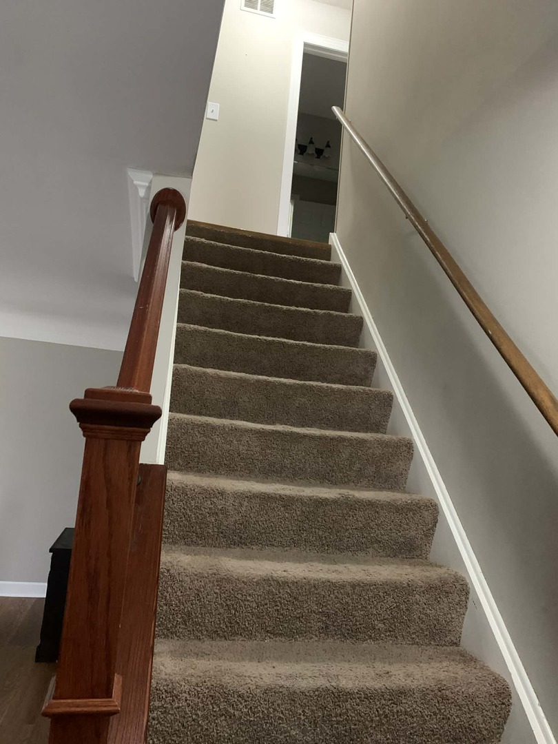 6827 Hickory Street #D, Tinley Park, IL 60477