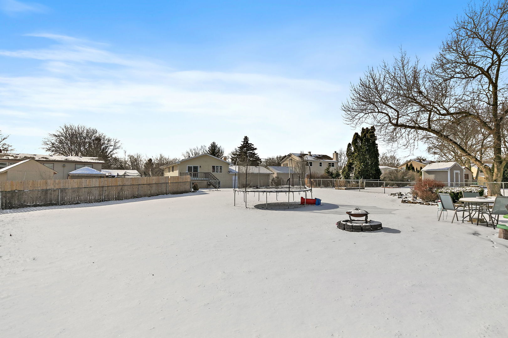 1345 S Madlock Court, Elgin, IL 60123