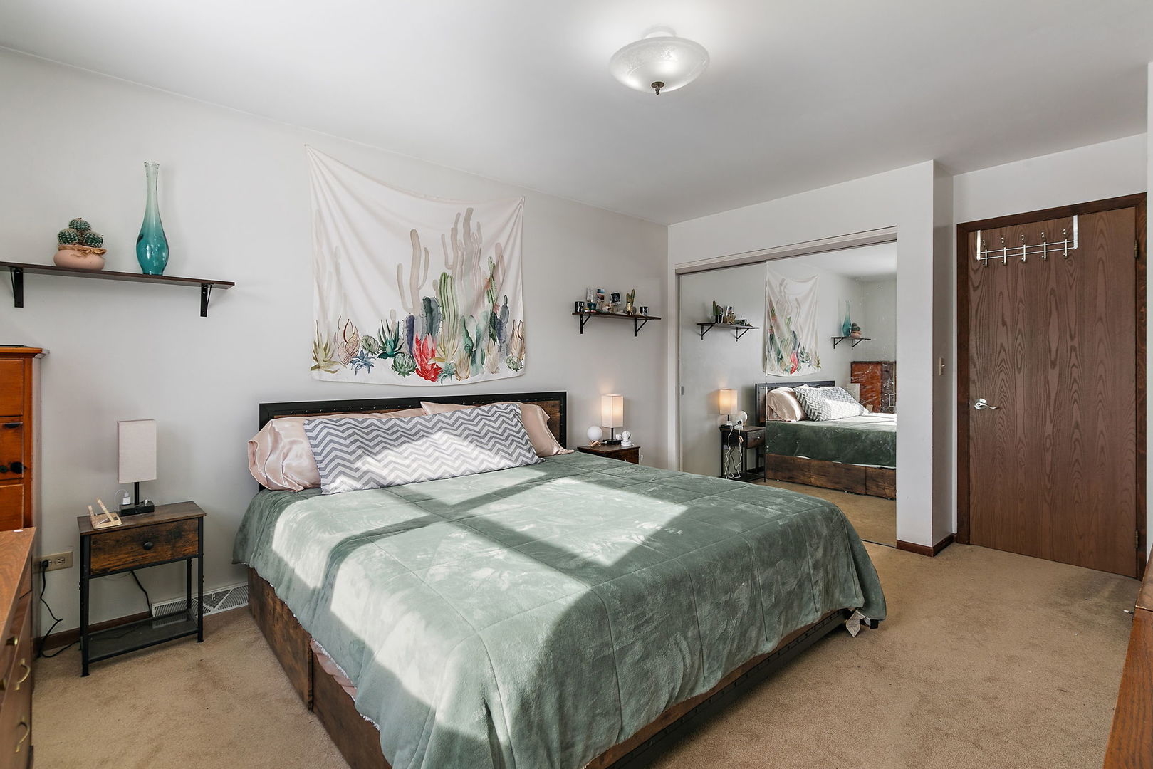 1345 S Madlock Court, Elgin, IL 60123