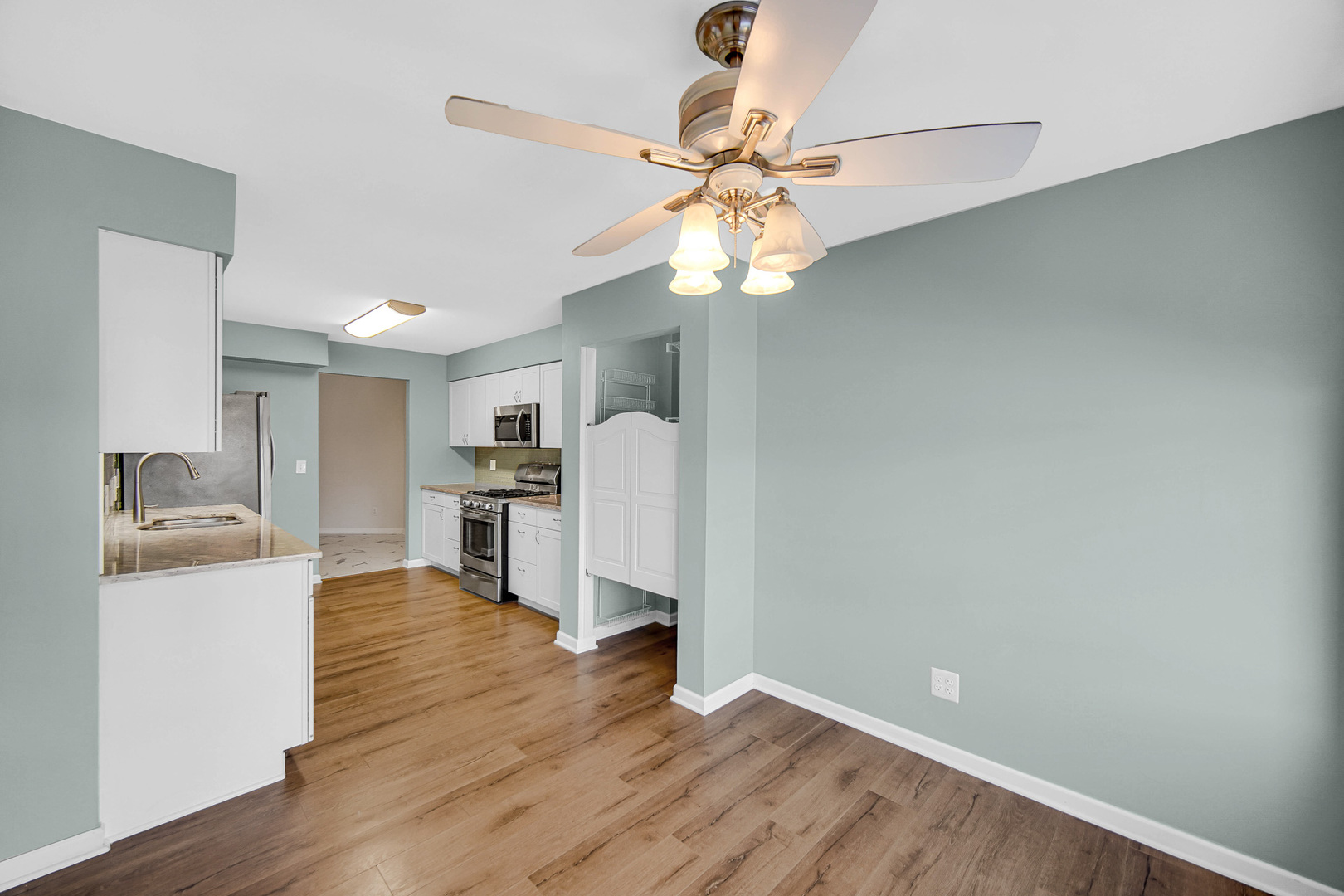 12908 Mill Drive #1B, Palos Park, IL 60464