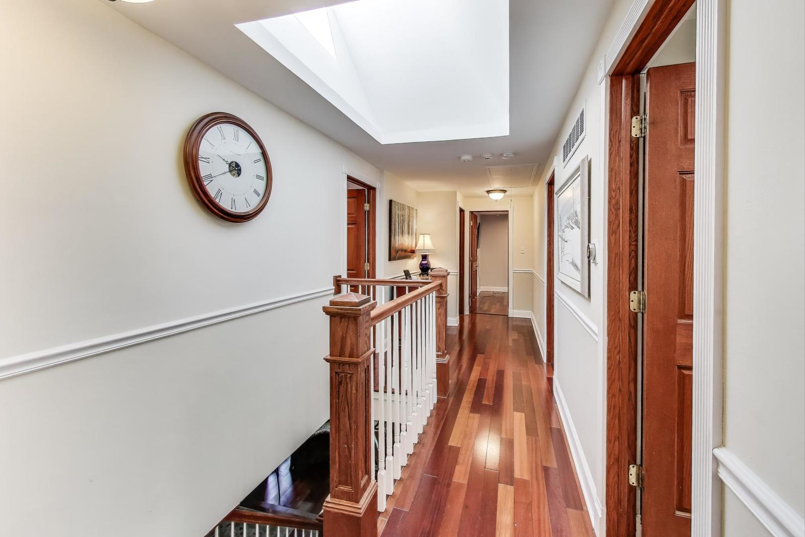 1821 E Boulder Drive, Mount Prospect, IL 60056