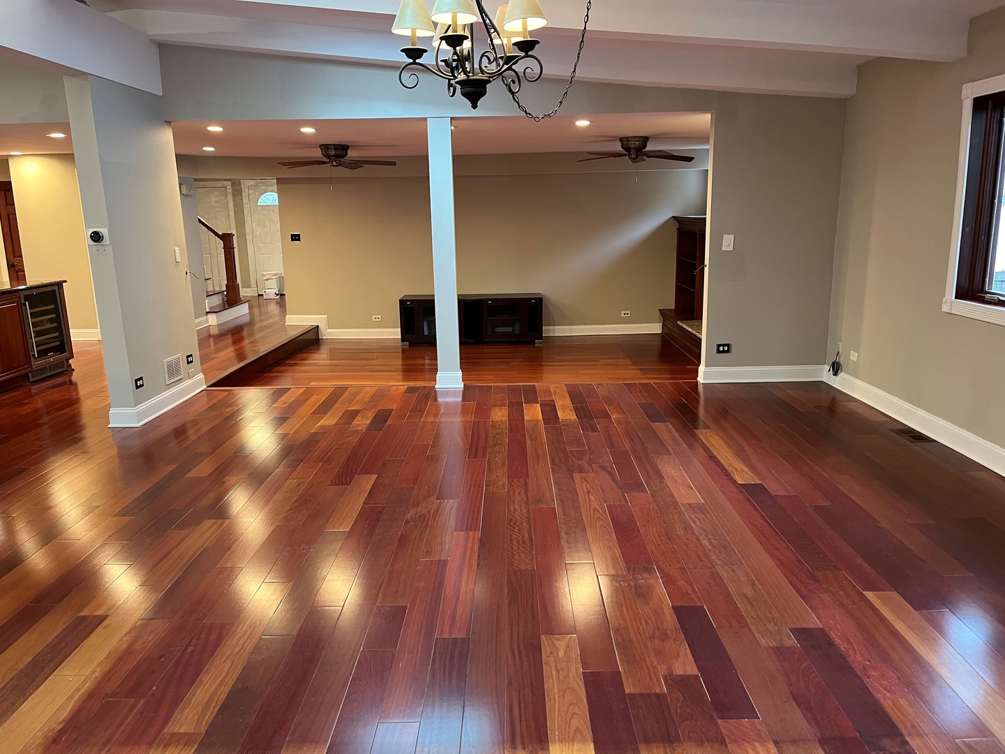 1821 E Boulder Drive, Mount Prospect, IL 60056