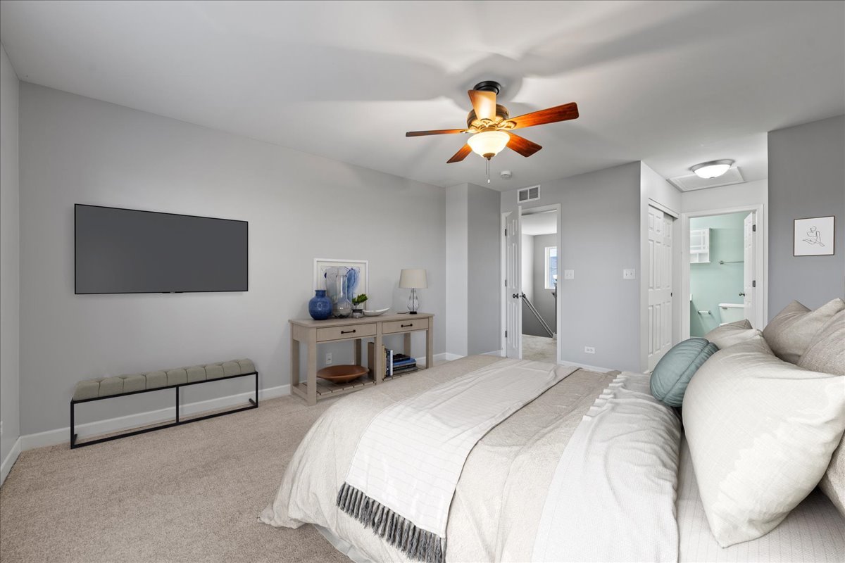 450 Majestic Lane #450, Oswego, IL 60543