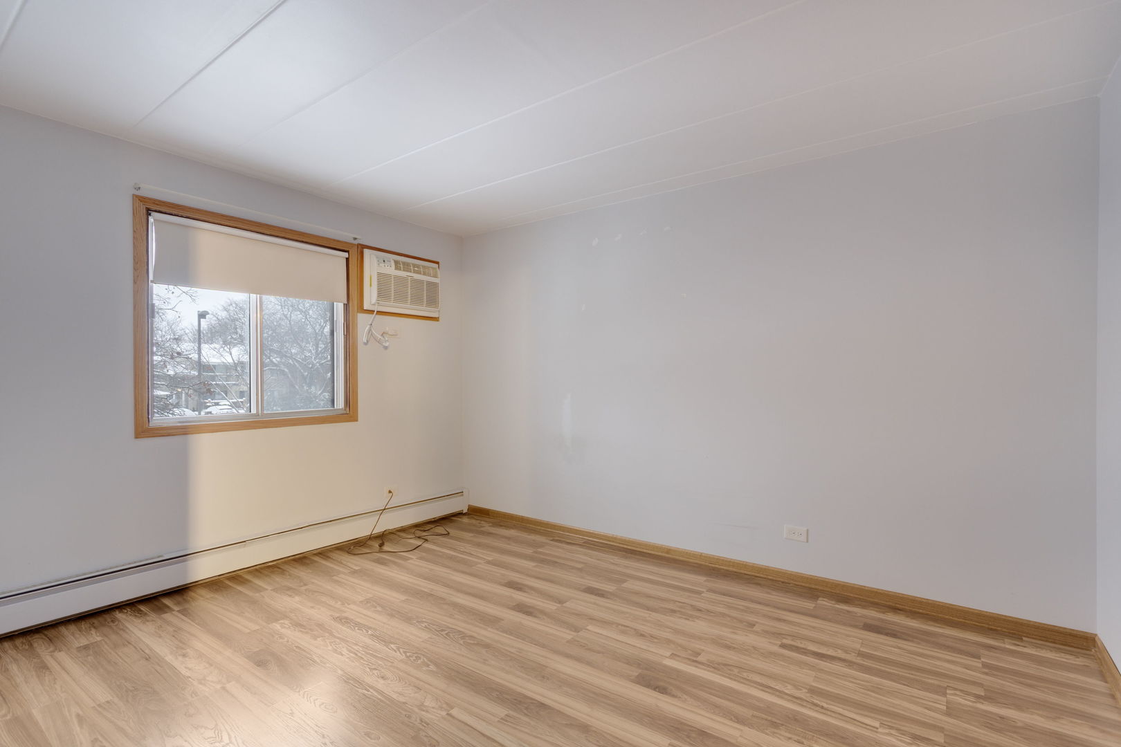 2505 Spring Street #3304, Woodridge, IL 60517