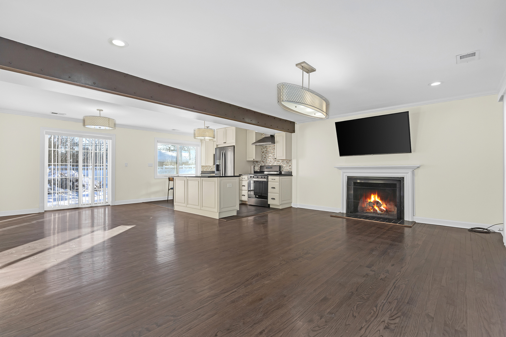 3225 Illinois Road, Wilmette, IL 60091