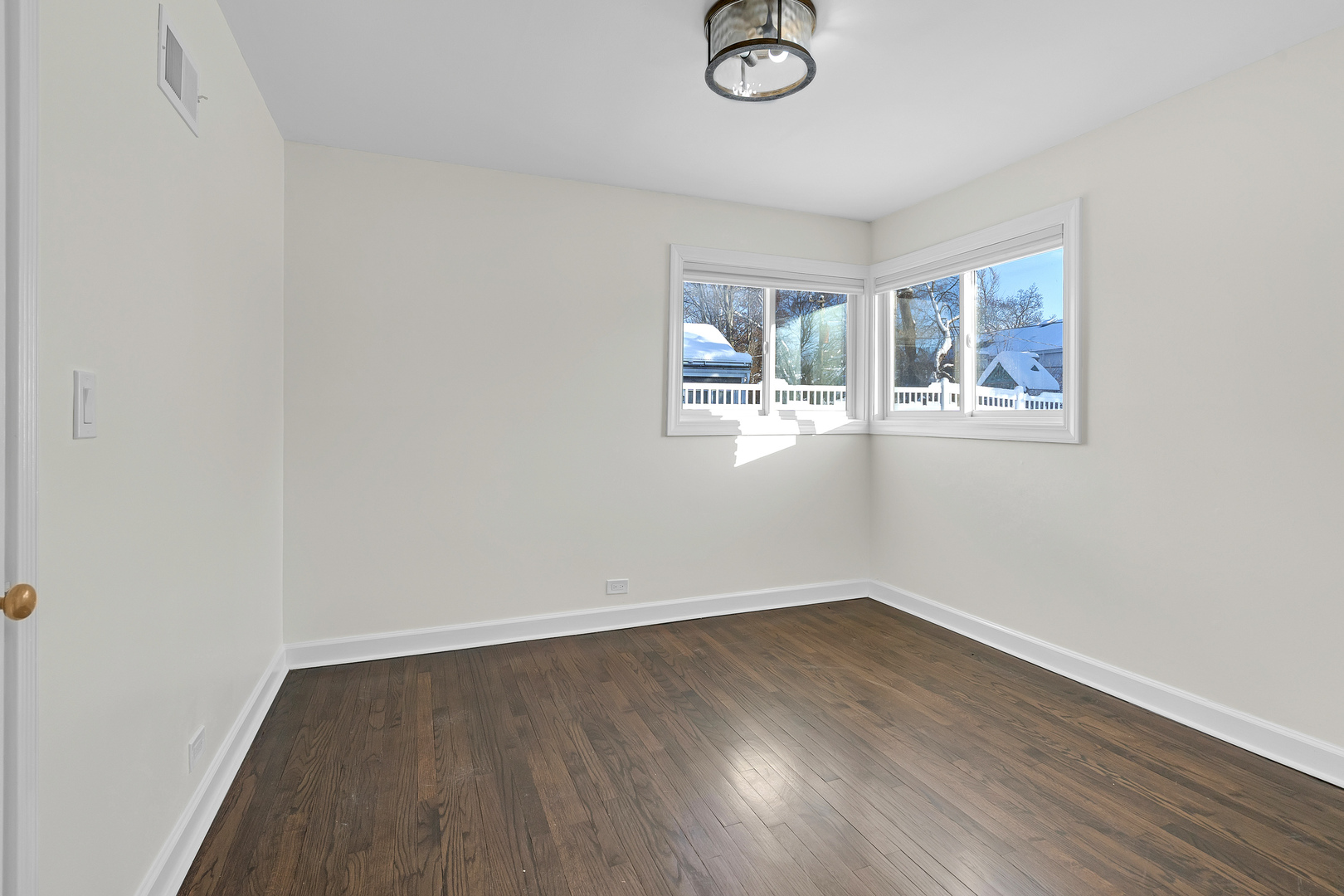 3225 Illinois Road, Wilmette, IL 60091