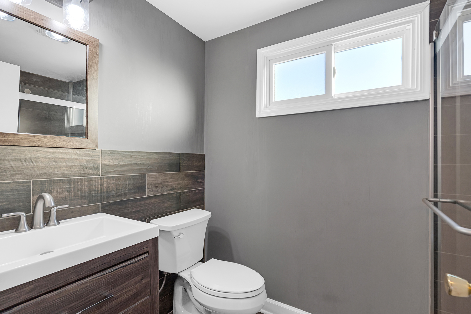 3225 Illinois Road, Wilmette, IL 60091