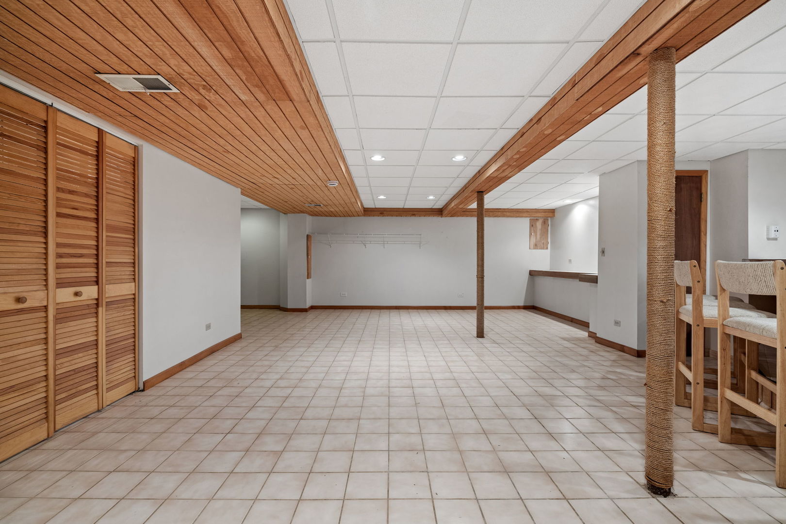 15301 Wilshire Drive, Orland Park, IL 60462