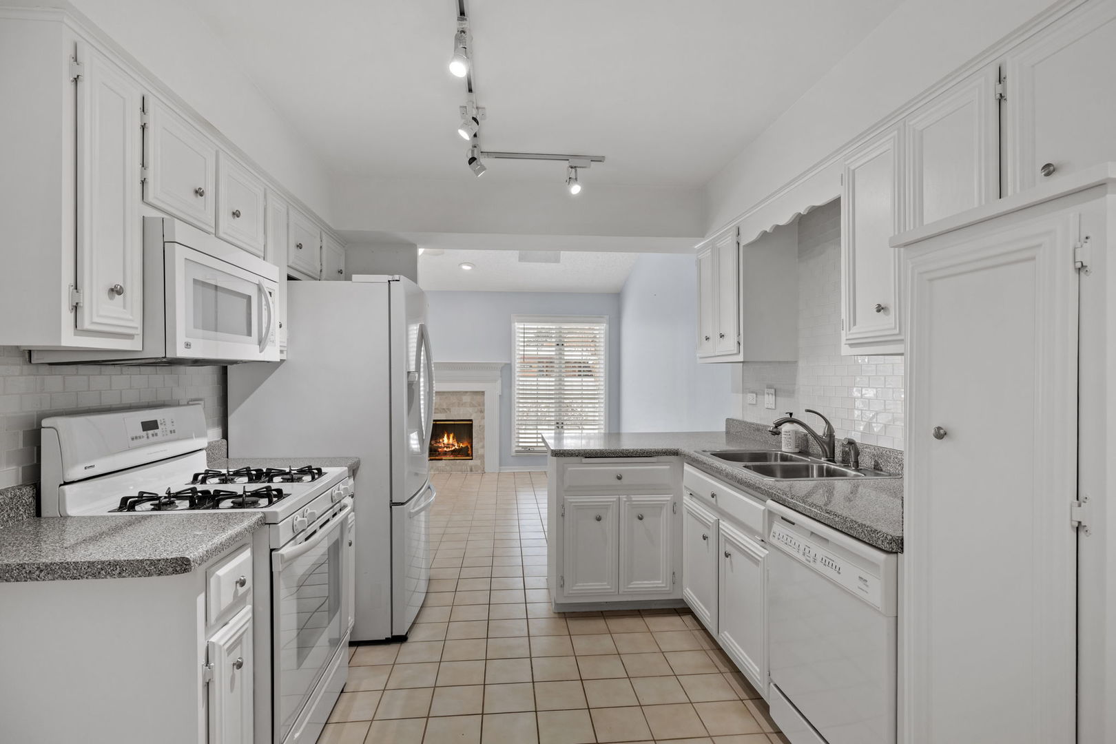 15301 Wilshire Drive, Orland Park, IL 60462