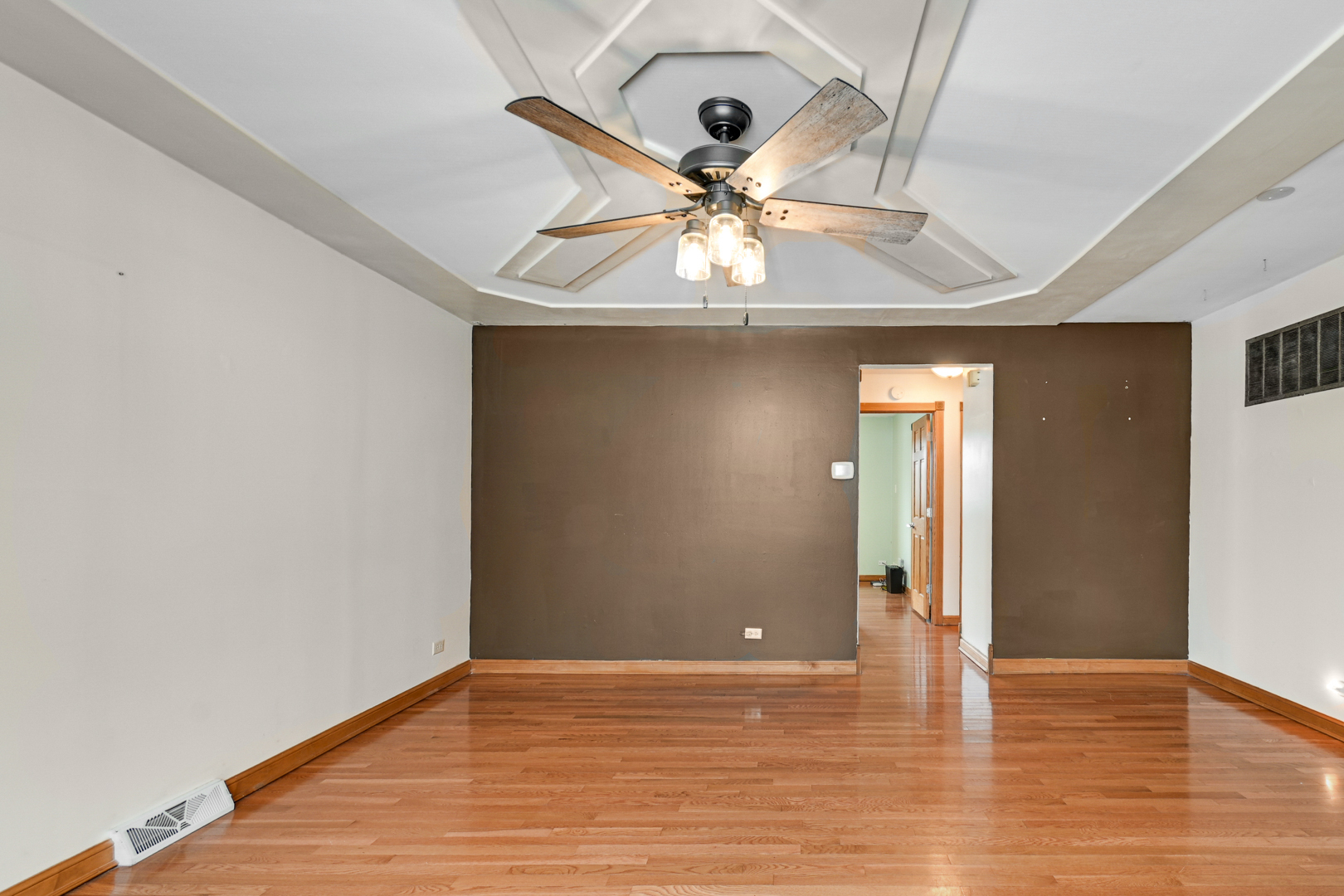 3740 153rd Street, Midlothian, IL 60445