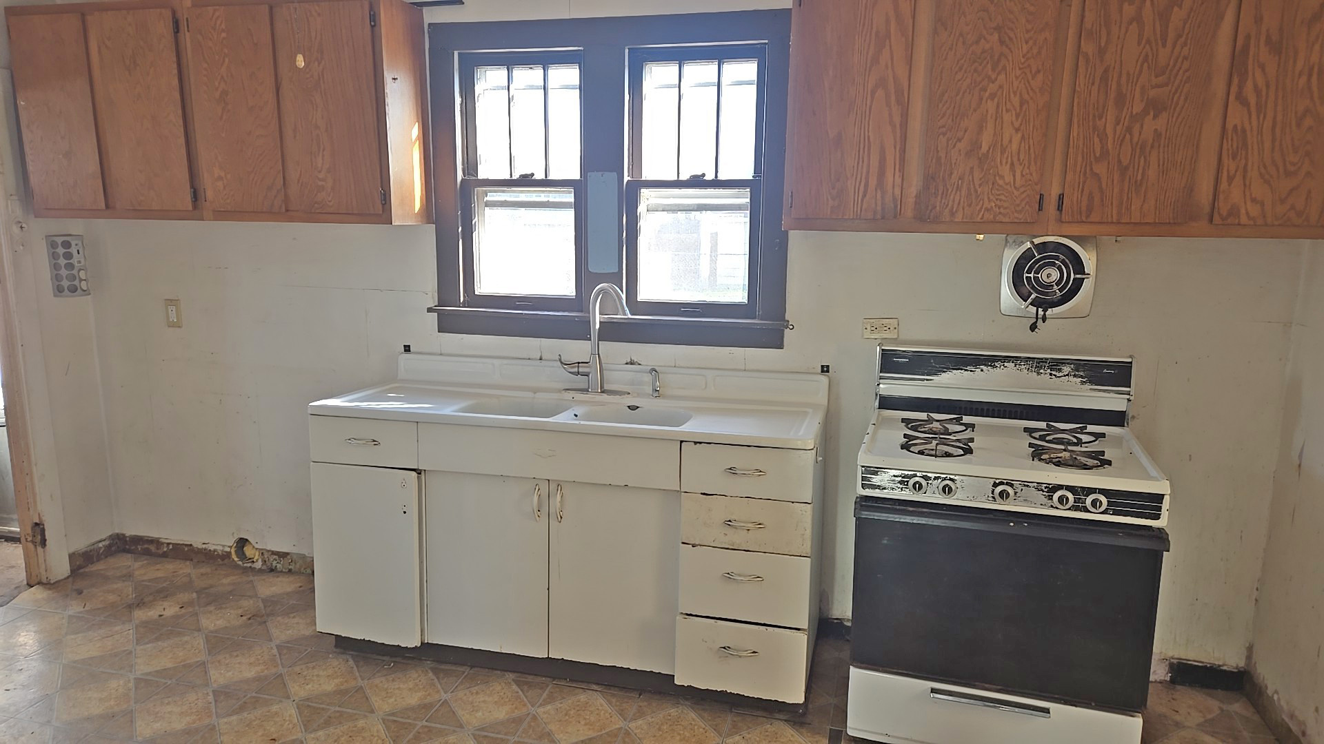 3417 Butler Avenue, Steger, IL 60475