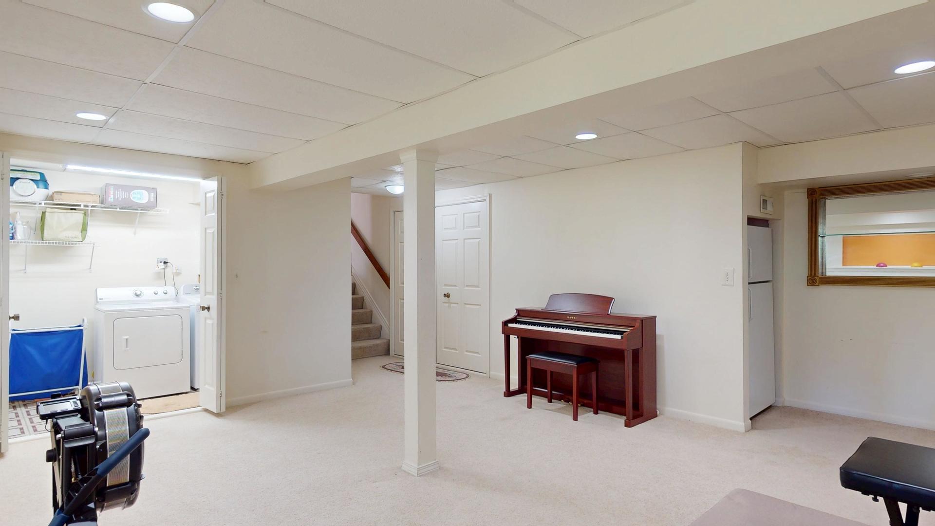 412 Chateau Drive, Buffalo Grove, IL 60089