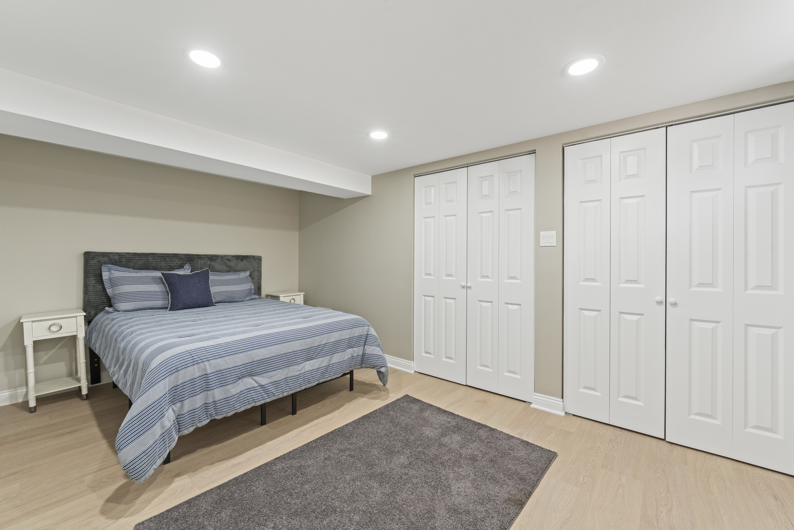 8169 S Tripp Avenue, Chicago, IL 60652