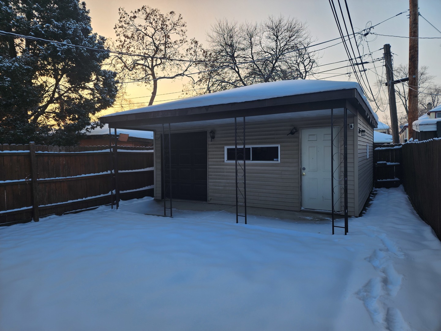 443 W 97th Place, Chicago, IL 60628