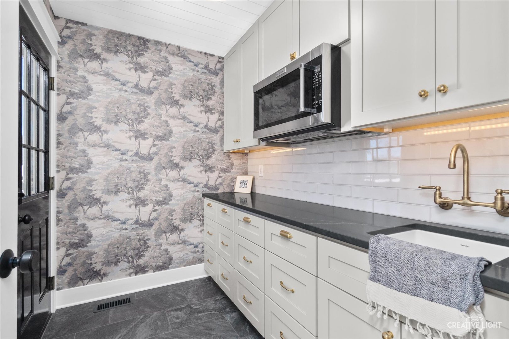 1166 Challenge Road, Batavia, IL 60510