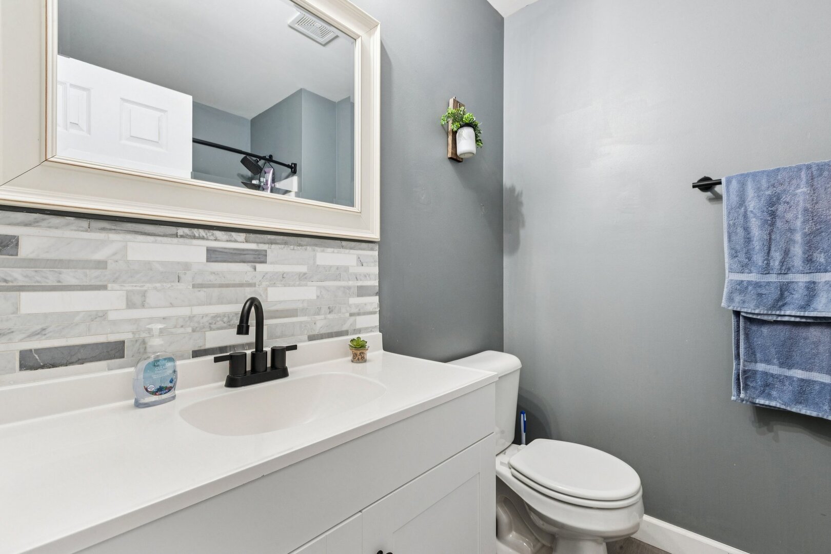 1024 Misty Landing Court, Malta, IL 60150