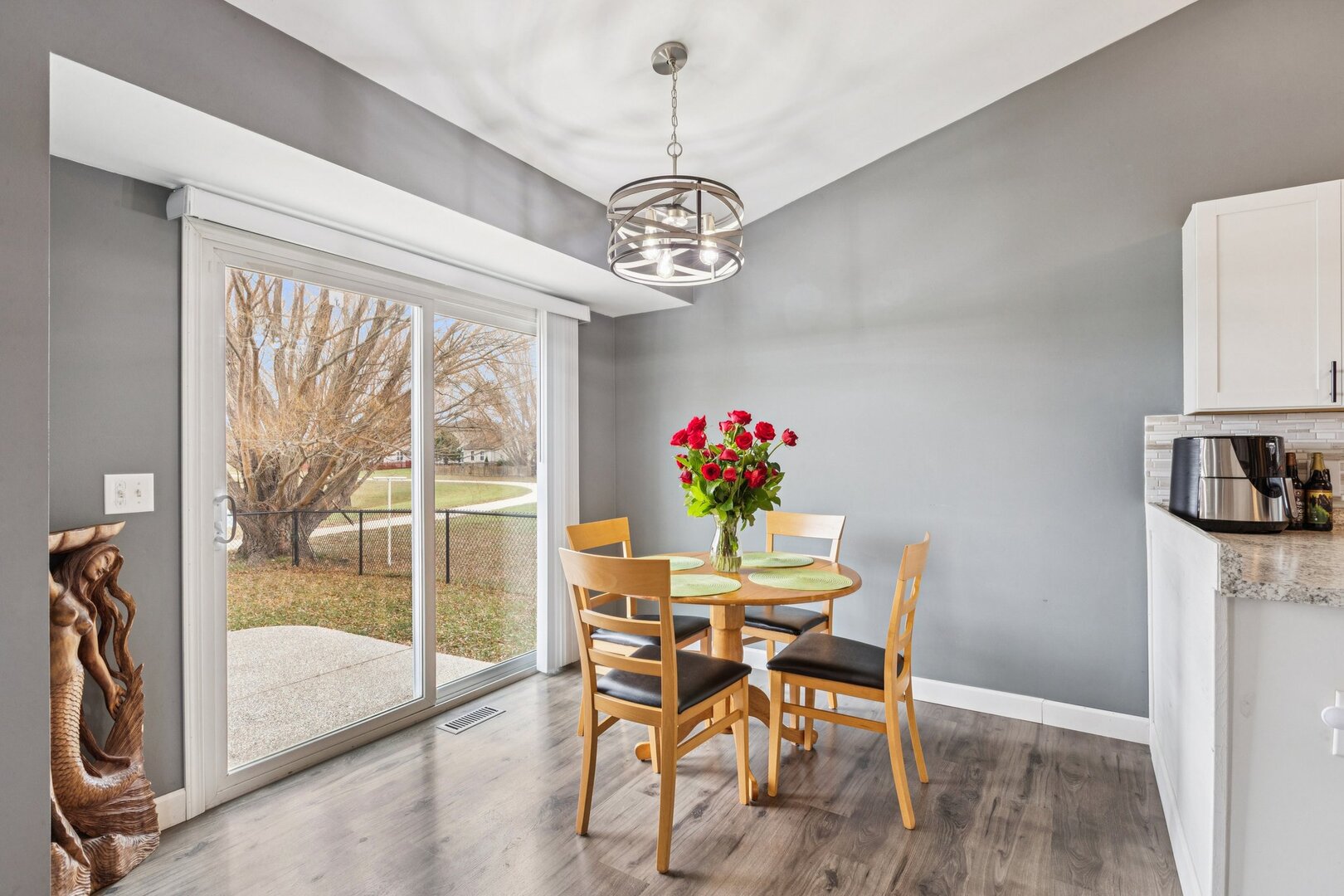 1024 Misty Landing Court, Malta, IL 60150