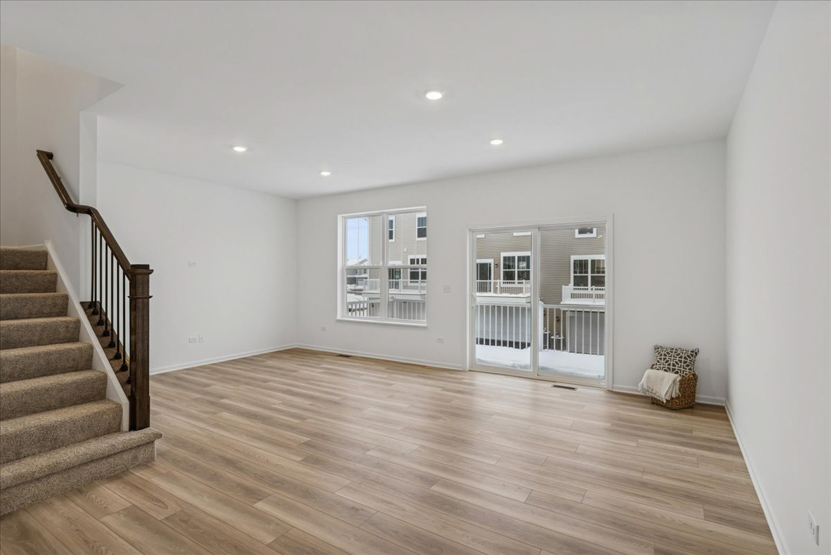 406 Red Oak Circle, Volo, IL 60020