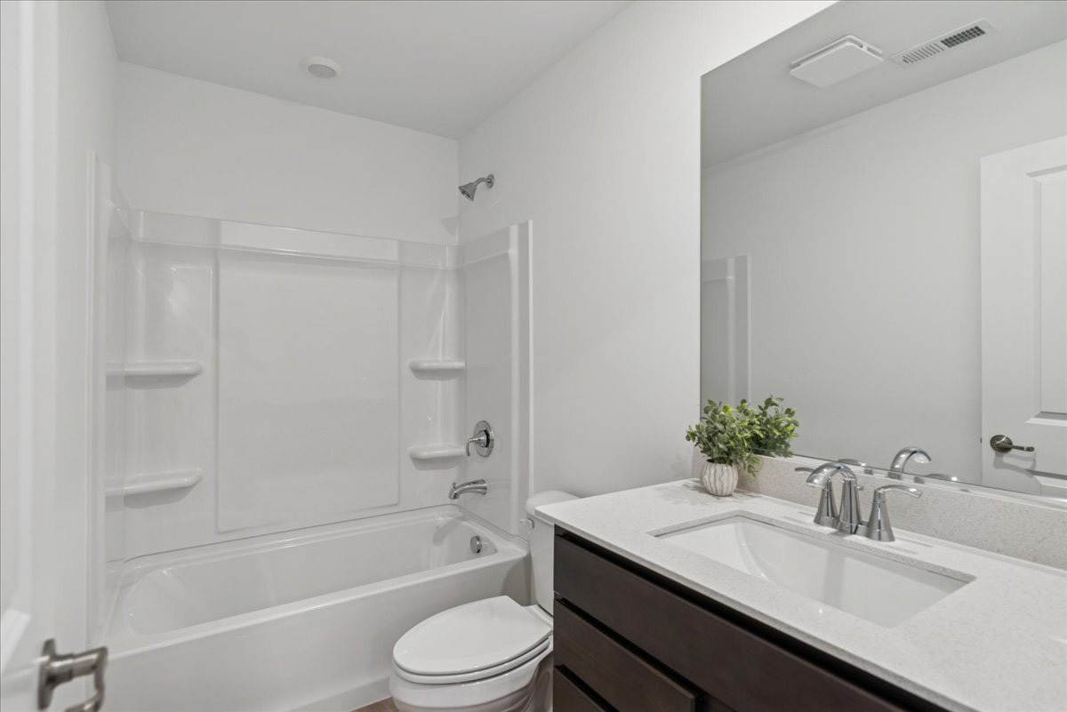 406 Red Oak Circle, Volo, IL 60020