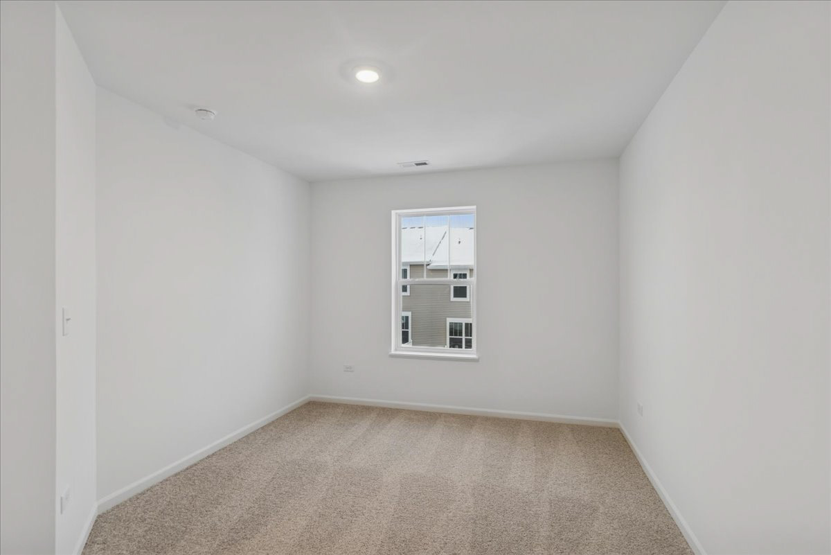 406 Red Oak Circle, Volo, IL 60020