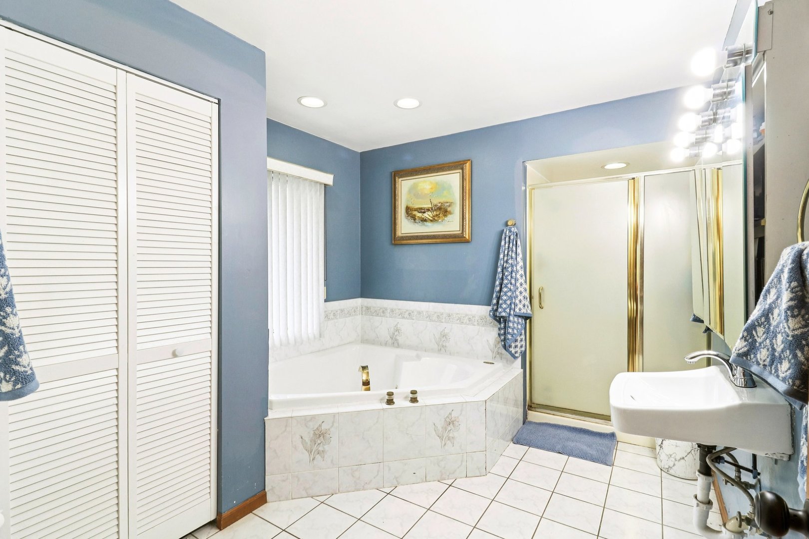 1039 S School Street, Lombard, IL 60148