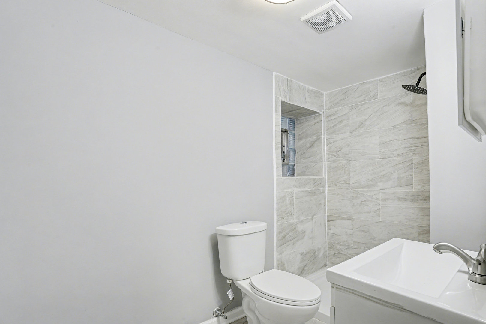 6954 S Prairie Avenue, Chicago, IL 60637