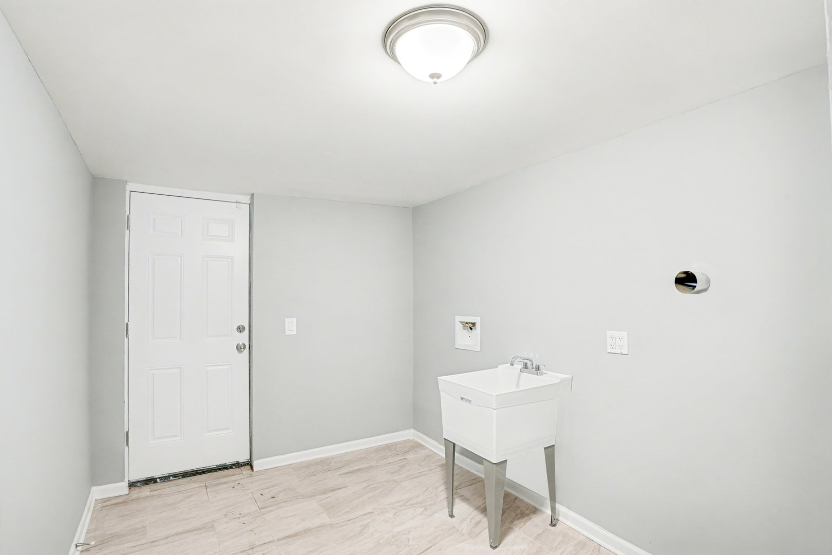 6954 S Prairie Avenue, Chicago, IL 60637