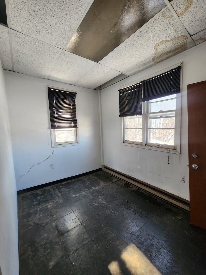 1436 N Luna Avenue, Chicago, IL 60651