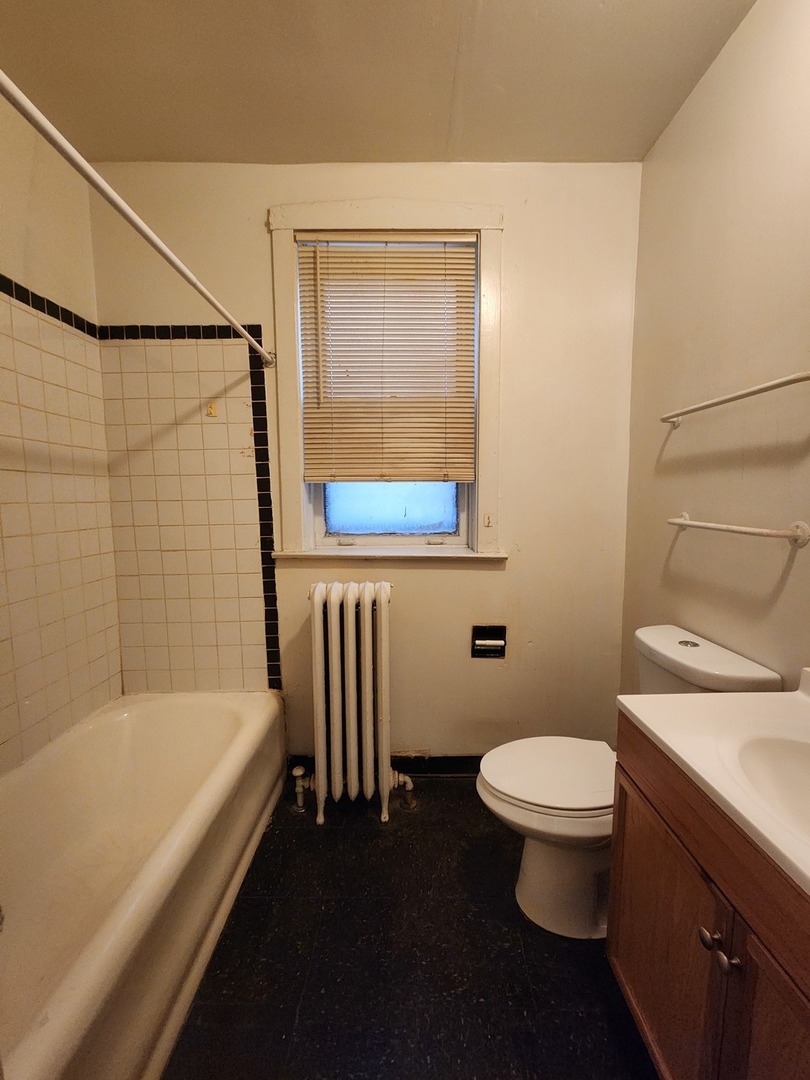 1436 N Luna Avenue, Chicago, IL 60651