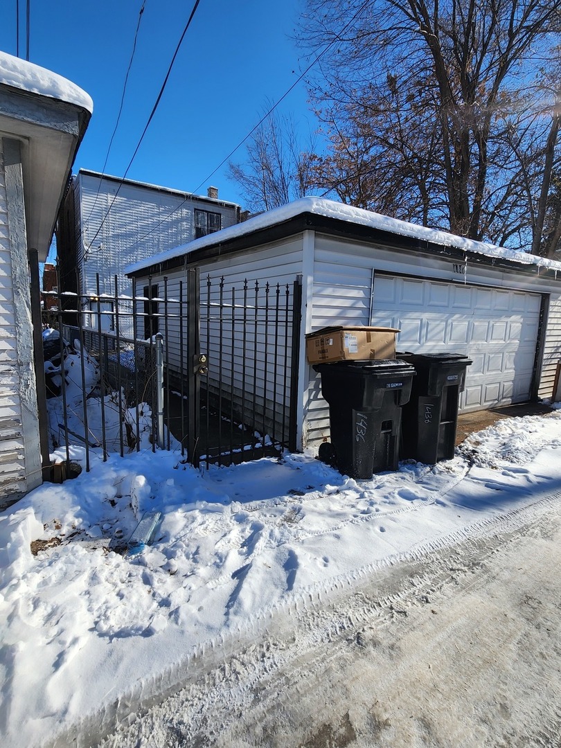 1436 N Luna Avenue, Chicago, IL 60651