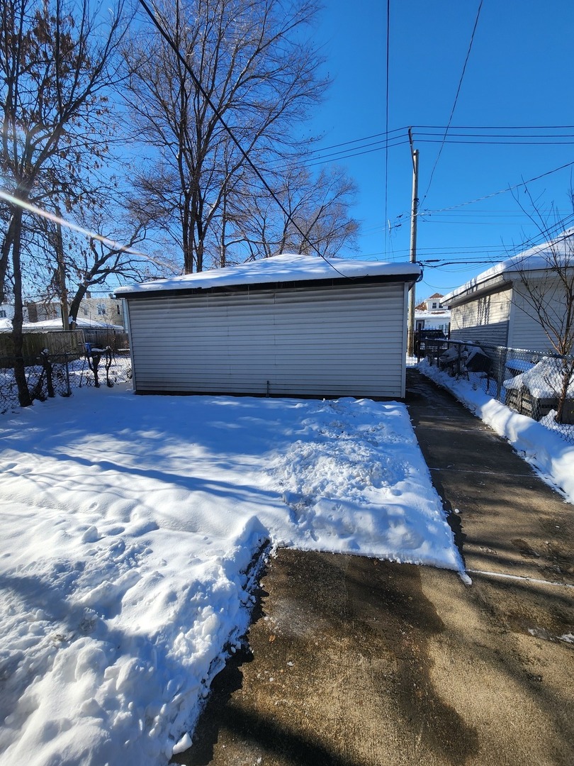 1436 N Luna Avenue, Chicago, IL 60651