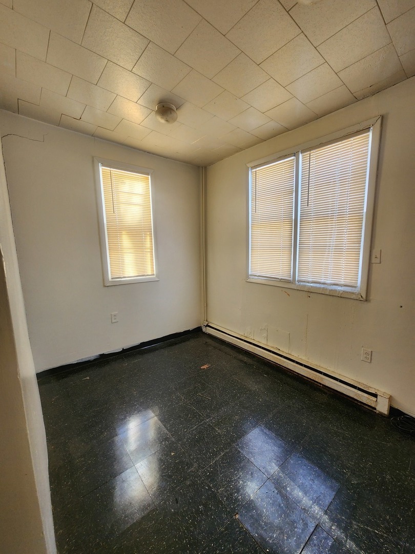 1436 N Luna Avenue, Chicago, IL 60651