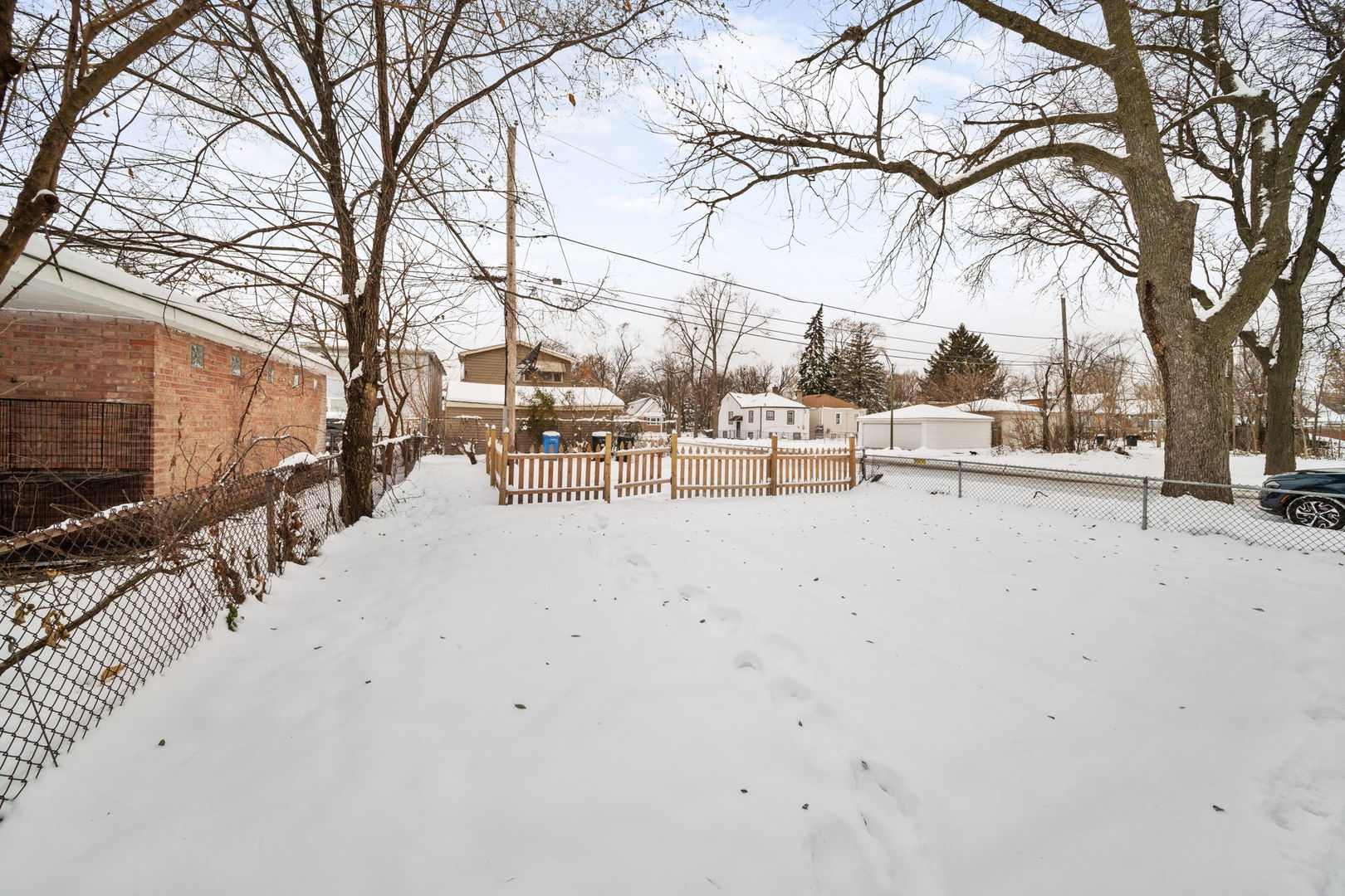 12000 S Perry Avenue, Chicago, IL 60628