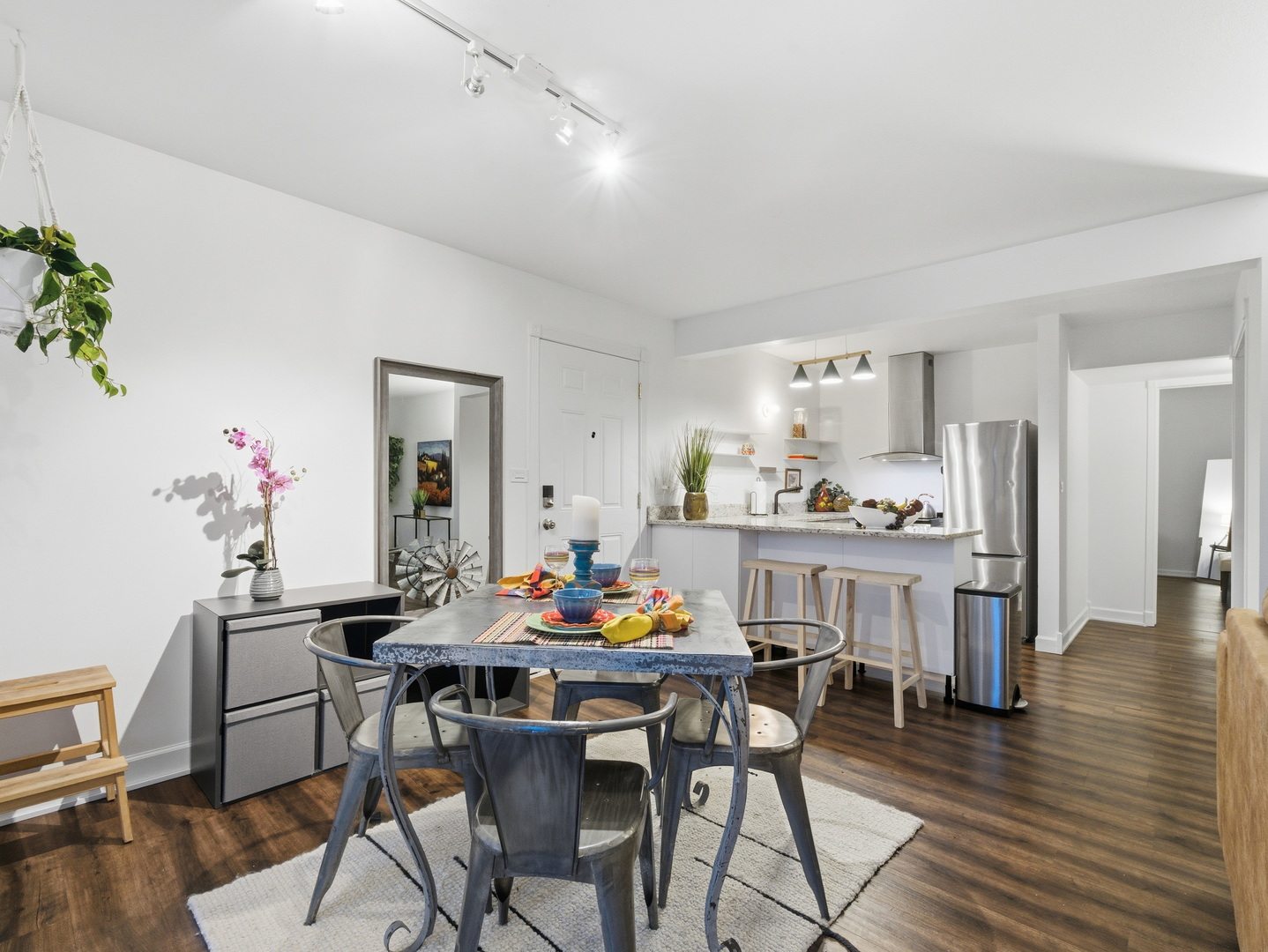 5512 E Lake Drive #C, Lisle, IL 60532