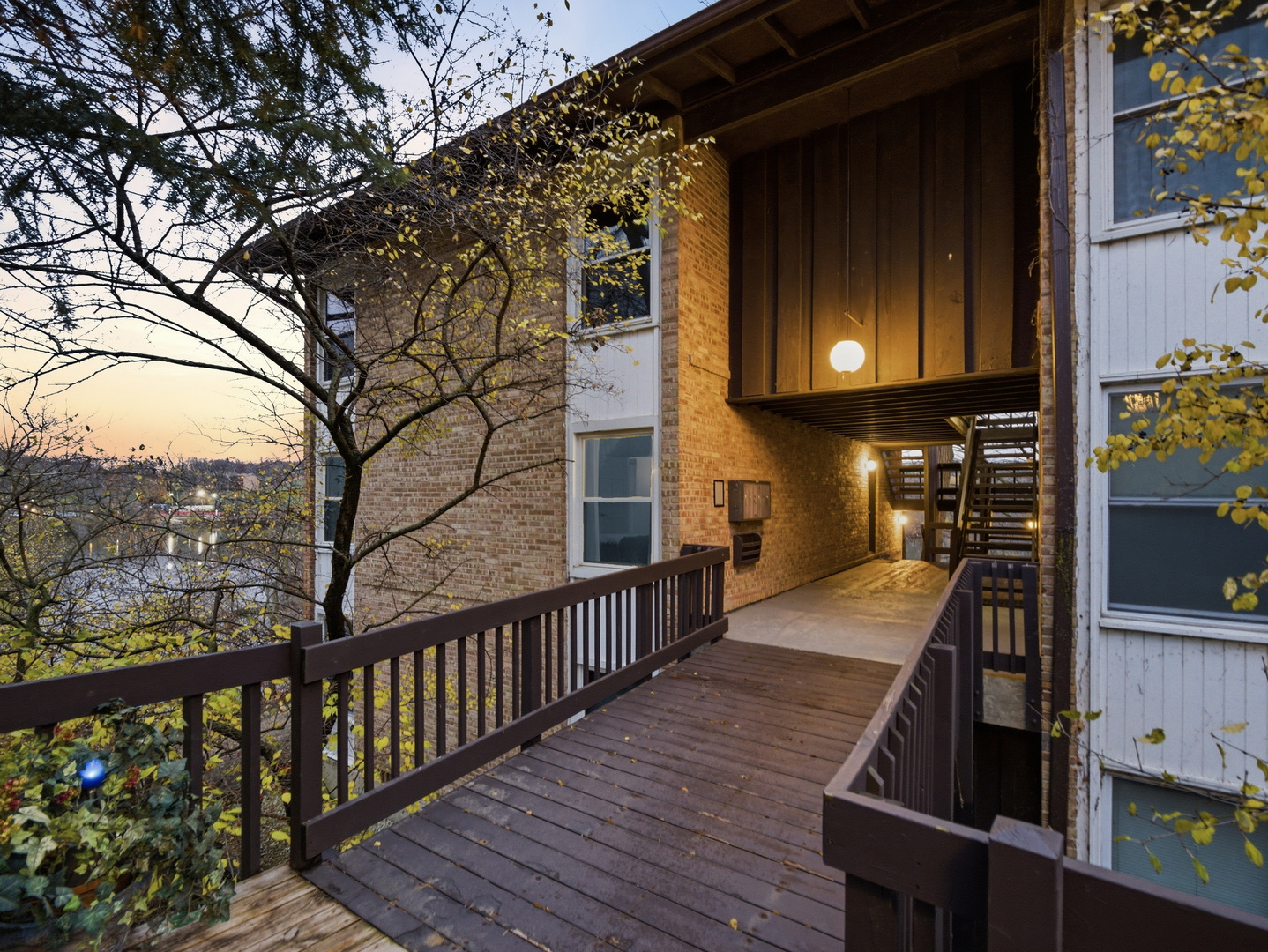 5512 E Lake Drive #C, Lisle, IL 60532