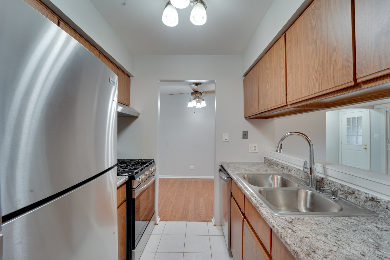 365 Grissom Lane #365, Hoffman Estates, IL 60194